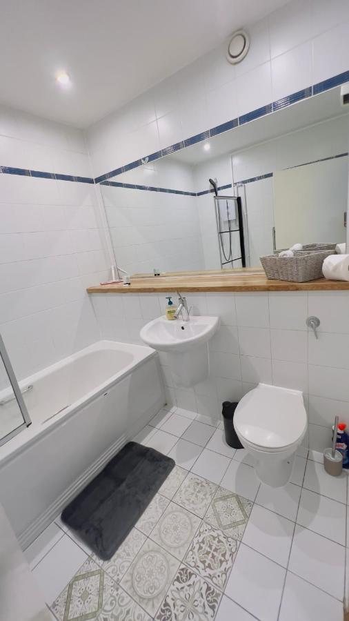 Charming 1-Bedroom Apartment In Woolwich London Luaran gambar